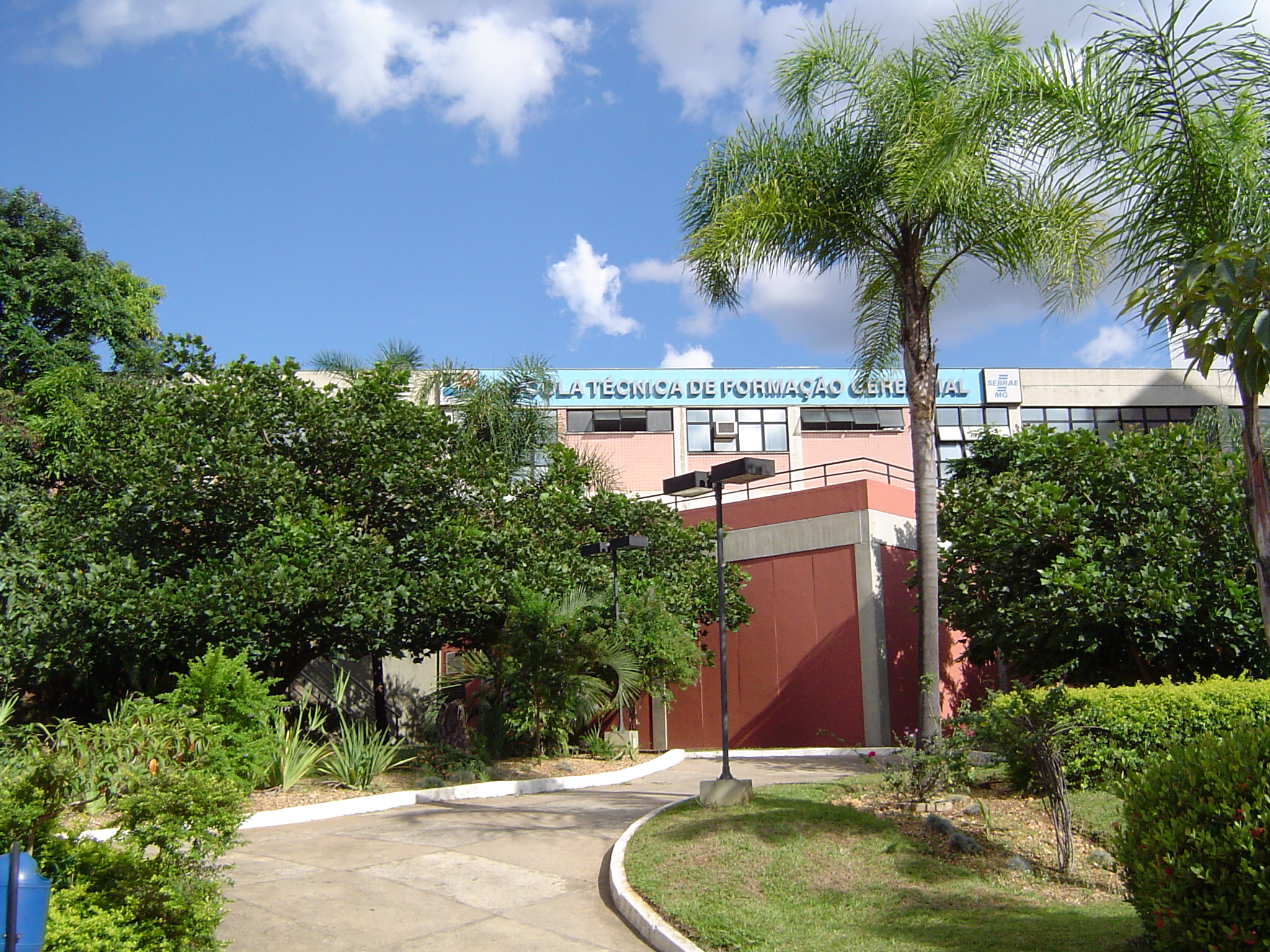 Primeira fachada da Escola do Sebrae, antiga Escola Técnica de Formação Gerencial (ETFG). Foto: Divulgação