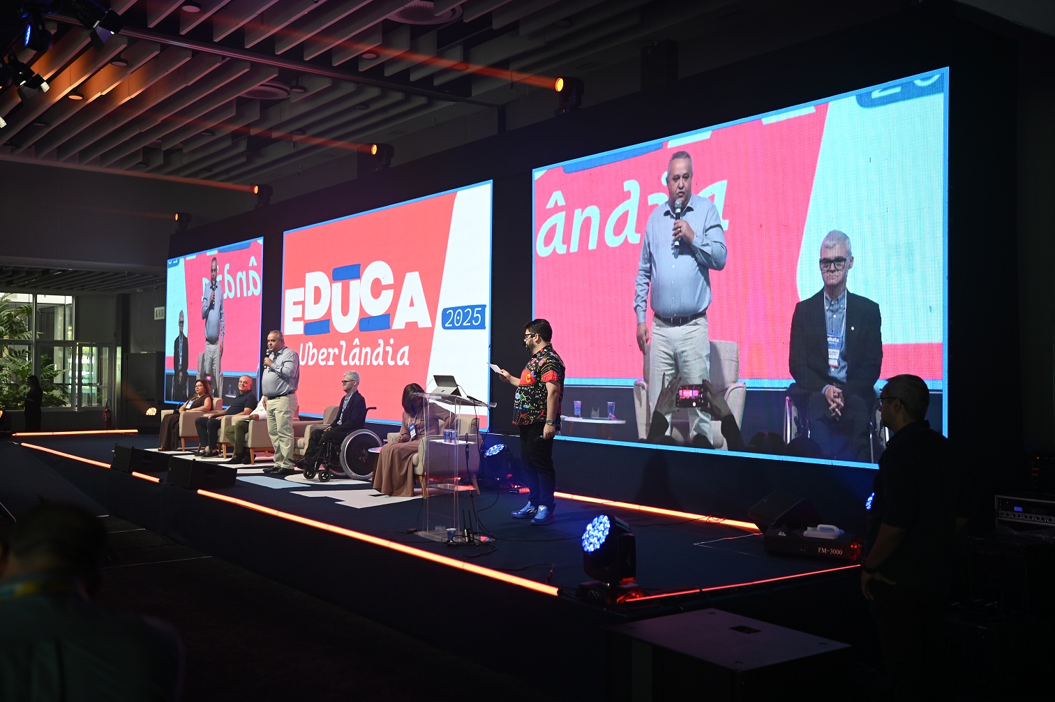 Educa Uberlândia contou com palestras e painéis sobre Inteligência Artificial e novas tecnologias na educação. Crédito: Luiz Crosara