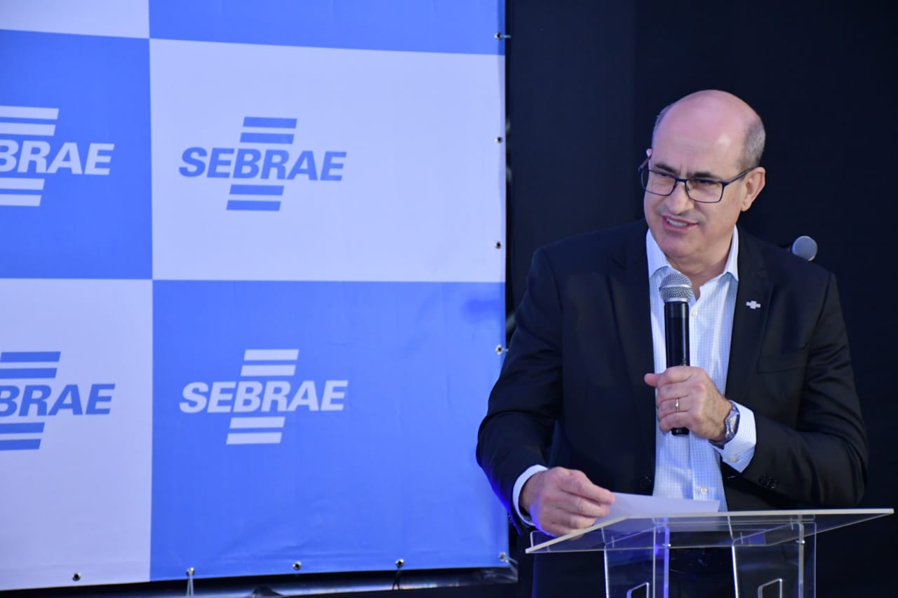 Diretor Superintendente do Sebrae Minas, Afonso Maria Rocha, na inauguração da agência em Araguari - Crédito: Felipe Repolês