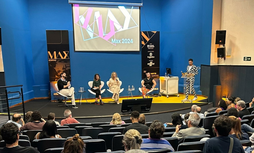 MAX 2024: Álvaro Campos (cineasta); Elena Soares (autora); Malu Miranda (produtora criativa); e Juliana Soares (sócia-fundadora da Destemida Filmes).