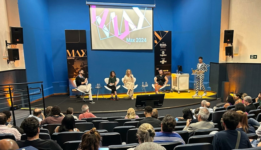 MAX 2024: Álvaro Campos (cineasta); Elena Soares (autora); Malu Miranda (produtora criativa); e Juliana Soares (sócia-fundadora da Destemida Filmes).