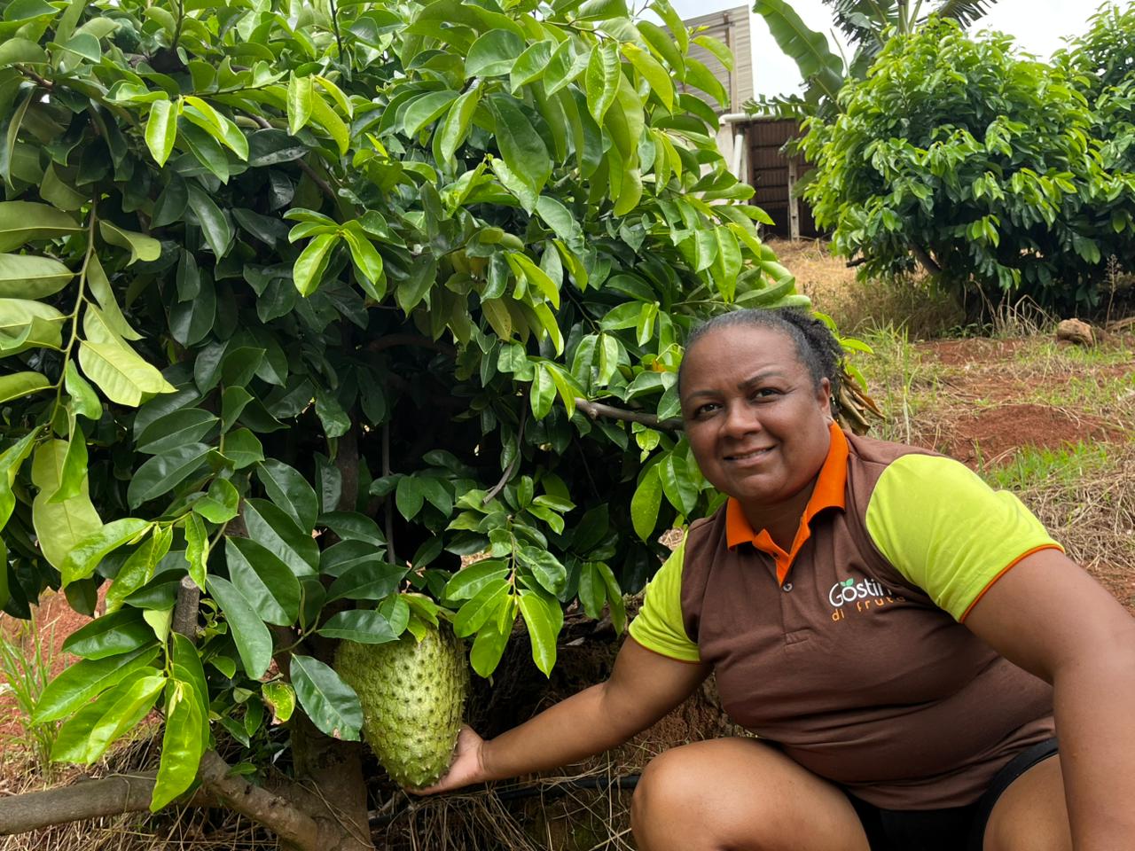 Cristiane Lima transformou frutas em negócio com impacto para toda comunidade. Crédito: Divulgação