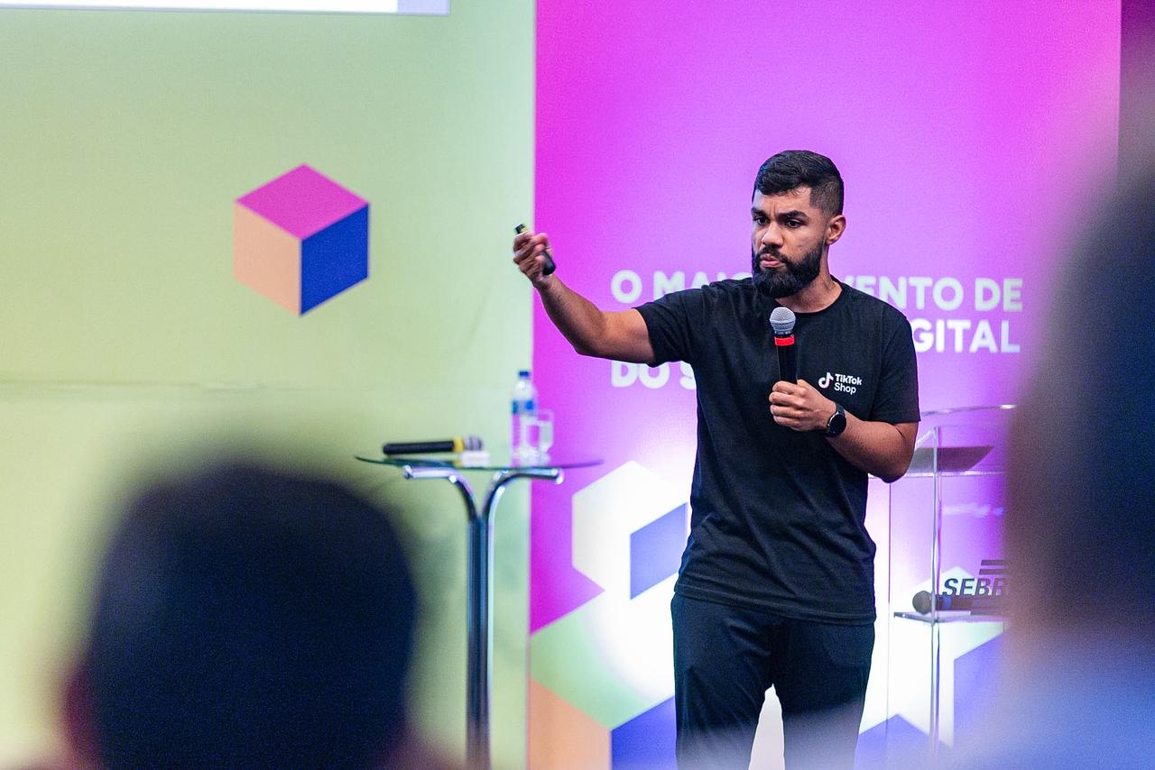 Allan Souza, do TikTok Shop, falou sobre "compra por descoberta". Crédito: Amanda Ketly