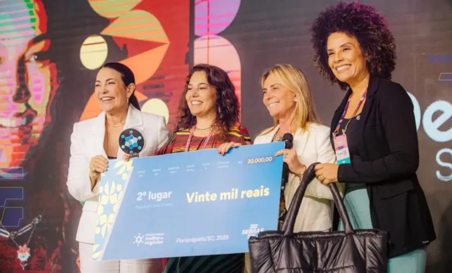Em 2025, a cafeicultora mineira Paula Urtado conquistou 2º lugar na categoria Produtora Rural, na etapa nacional do PSMN. Crédito: Divulgação