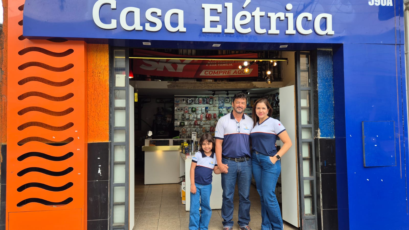 Agemir, ao lado da esposa e da filha caçula. Crédito: Fernanda Pereira